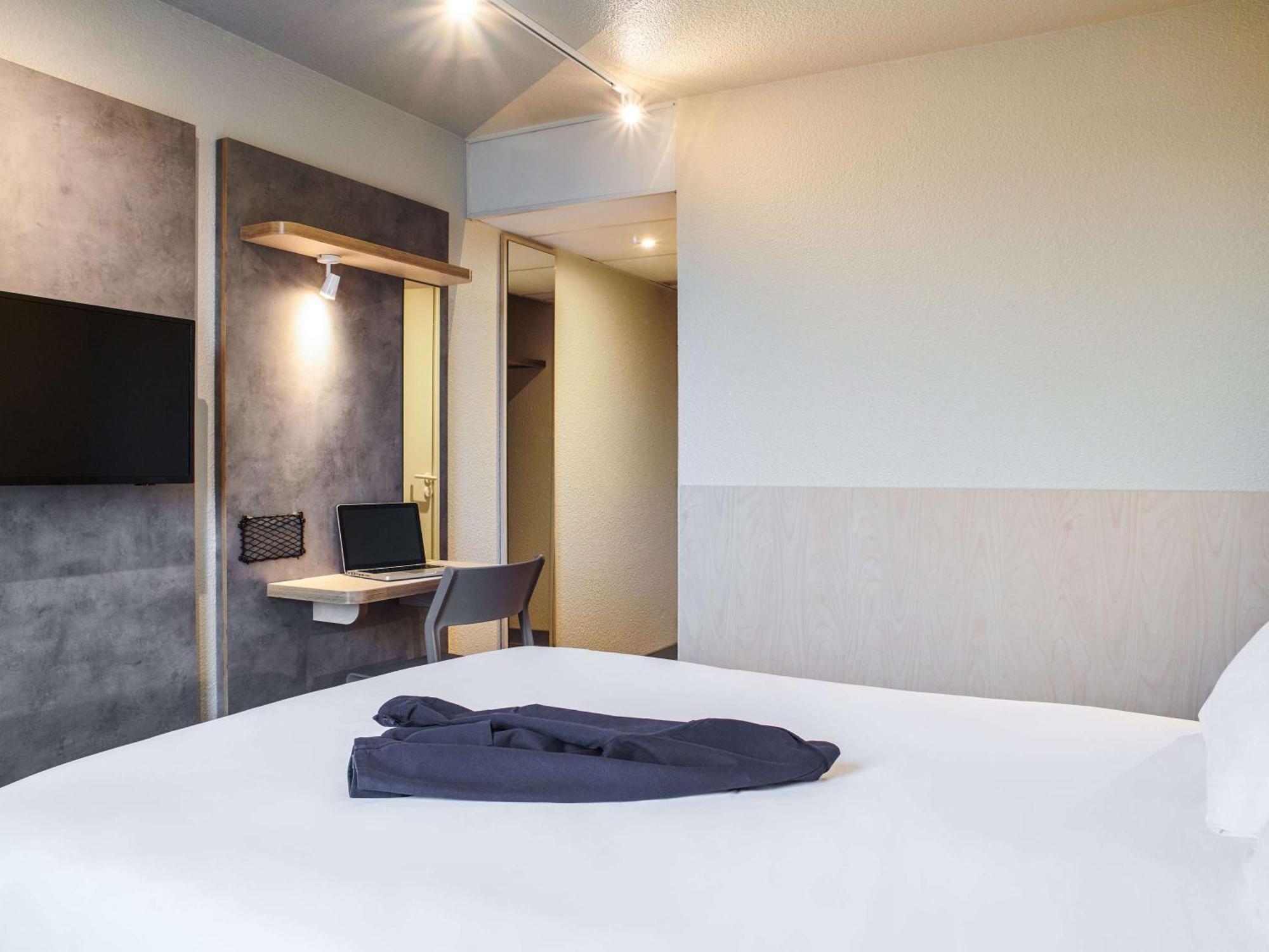 Hotel Ibis Budget Nantes Ouest Atlantis Couëron Kültér fotó