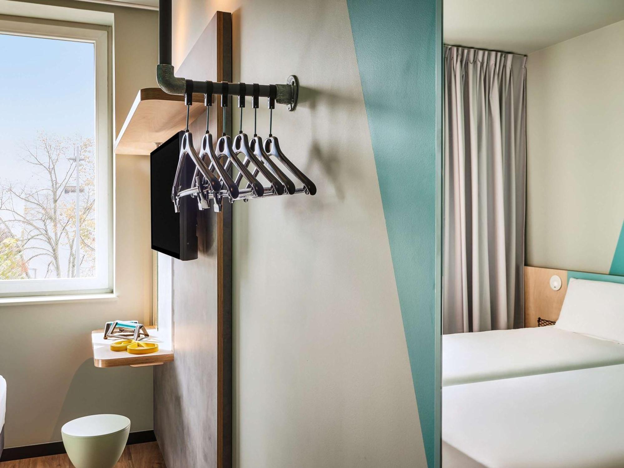 Hotel Ibis Budget Nantes Ouest Atlantis Couëron Kültér fotó