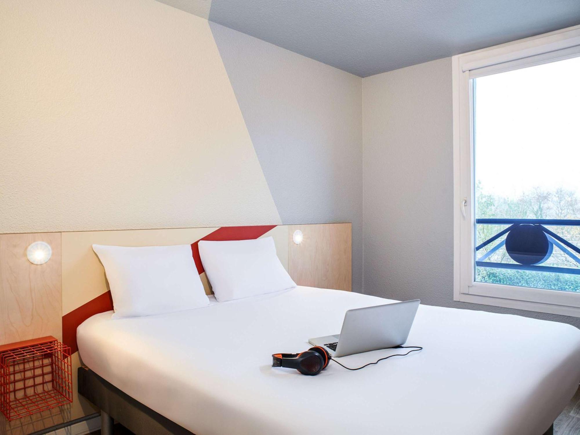Hotel Ibis Budget Nantes Ouest Atlantis Couëron Kültér fotó