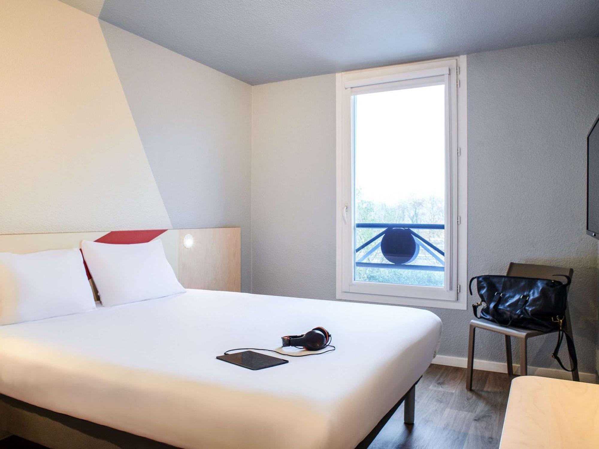 Hotel Ibis Budget Nantes Ouest Atlantis Couëron Kültér fotó